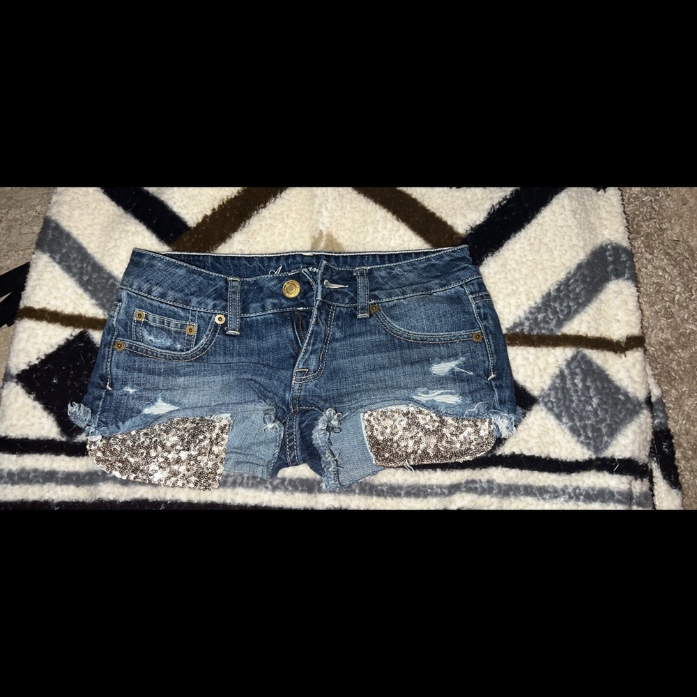 AE shorts 00